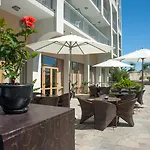 Viand Hotell Slăntjev Brjag