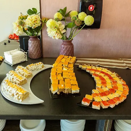 Viand Отель Солнечный берег
